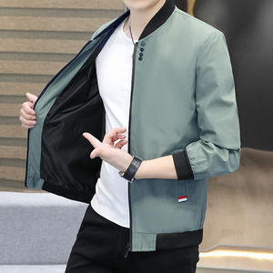 เสื้อแจ็คเก็ตผู้ชาย คอตั้ง ทรงเข้ารูป สไตล์เกาหลีลำลอง แมตช์ง่าย ทรงใหม่ 2025